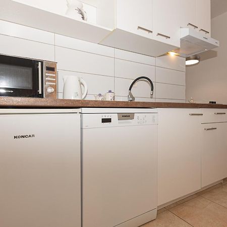 Apartments Lovric Vodice Exterior photo
