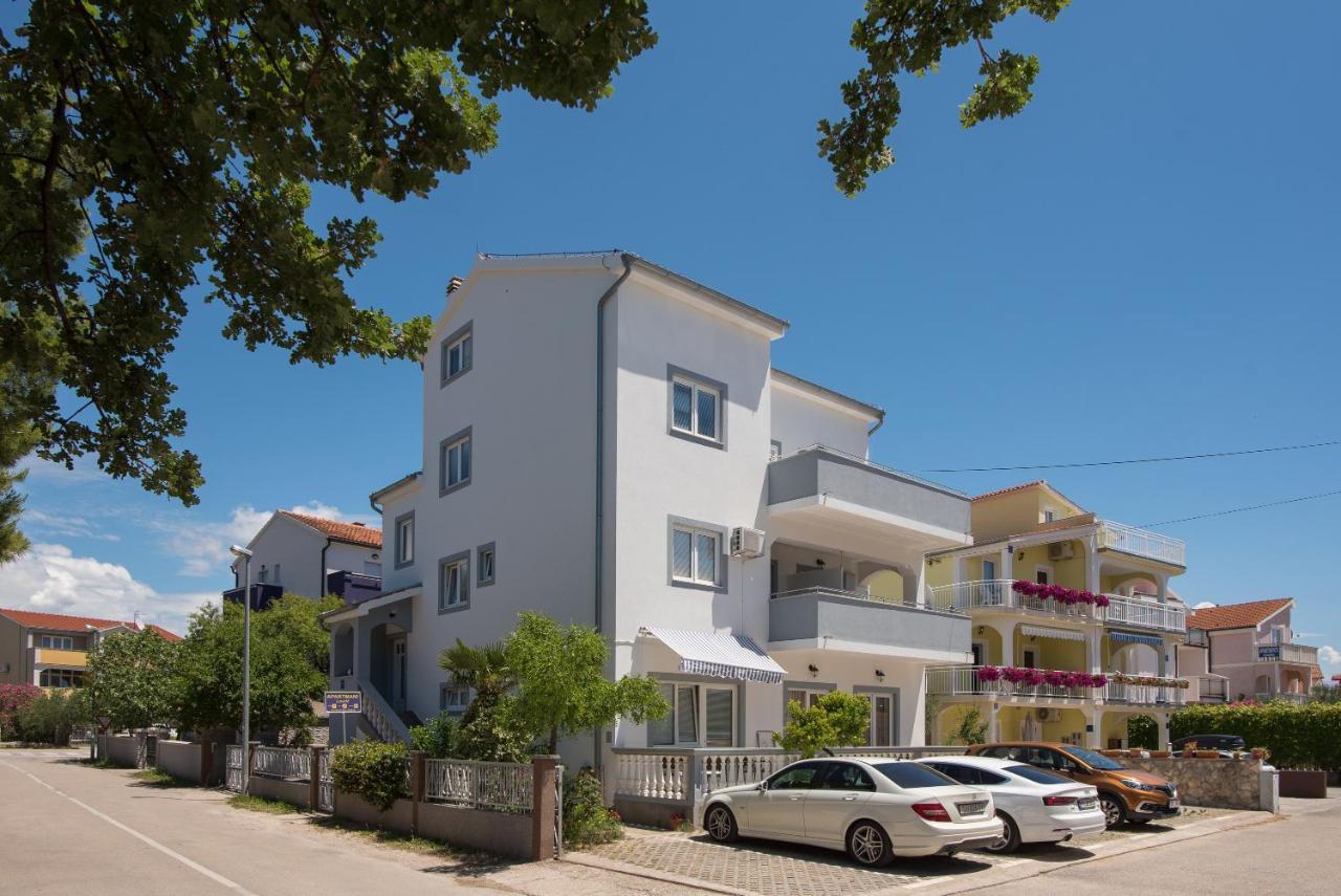 Apartments Lovric Vodice Exterior photo