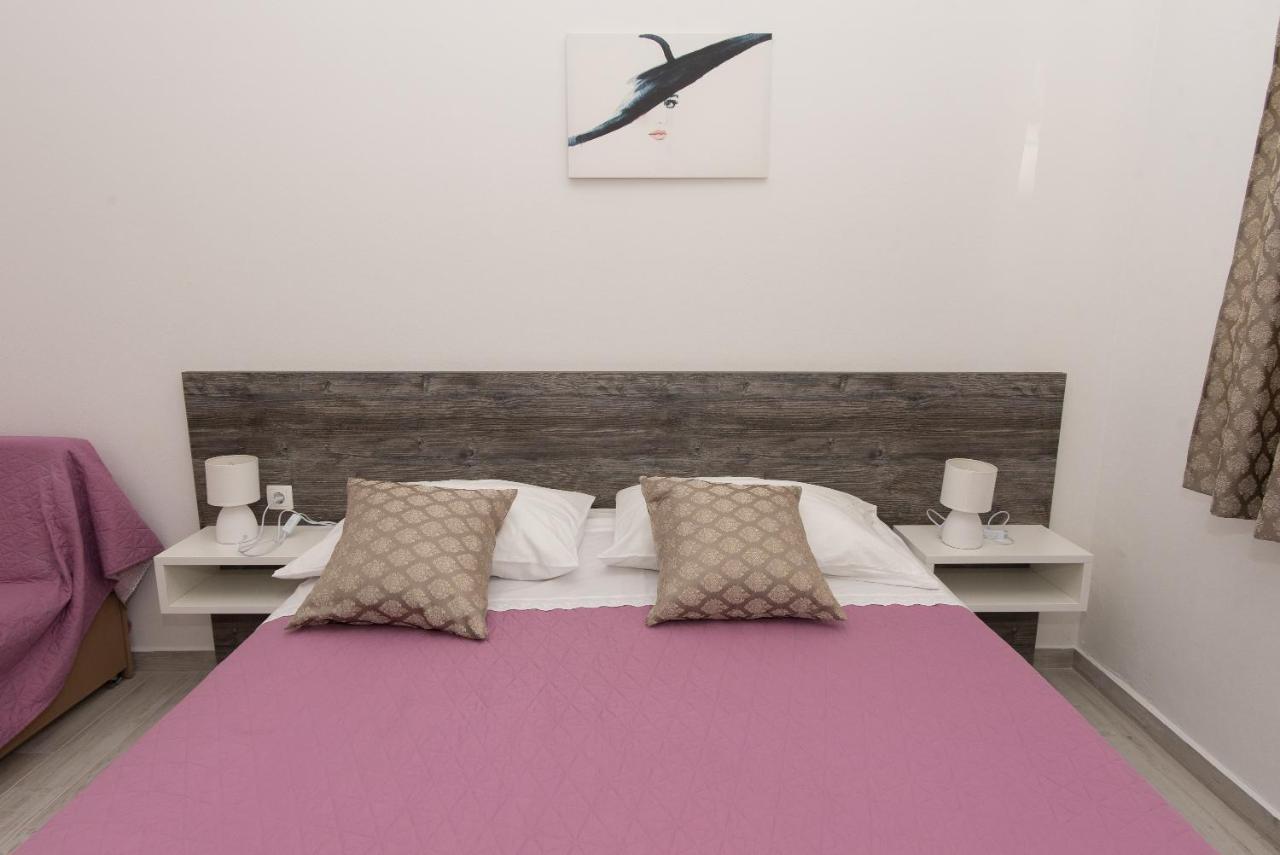 Apartments Lovric Vodice Exterior photo
