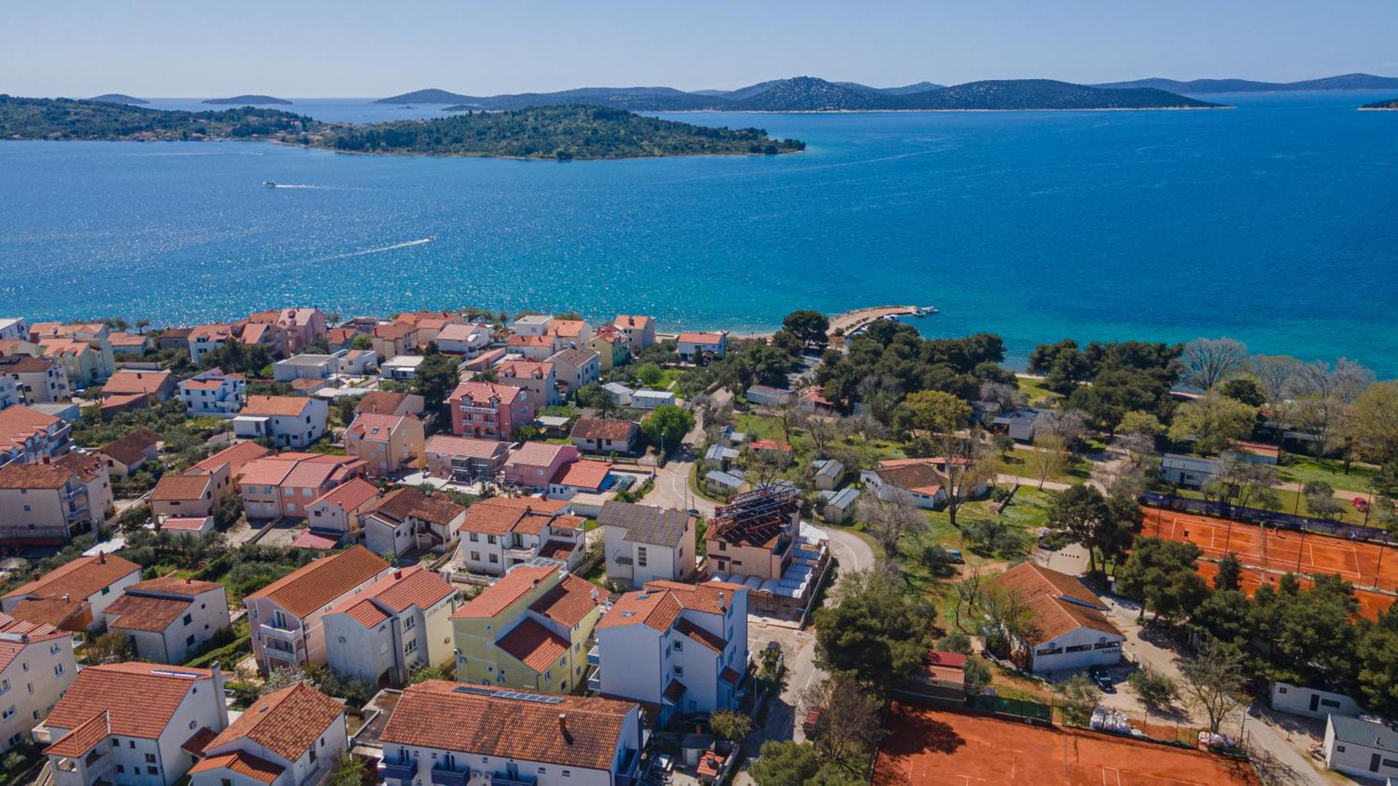 Apartments Lovric Vodice Exterior photo