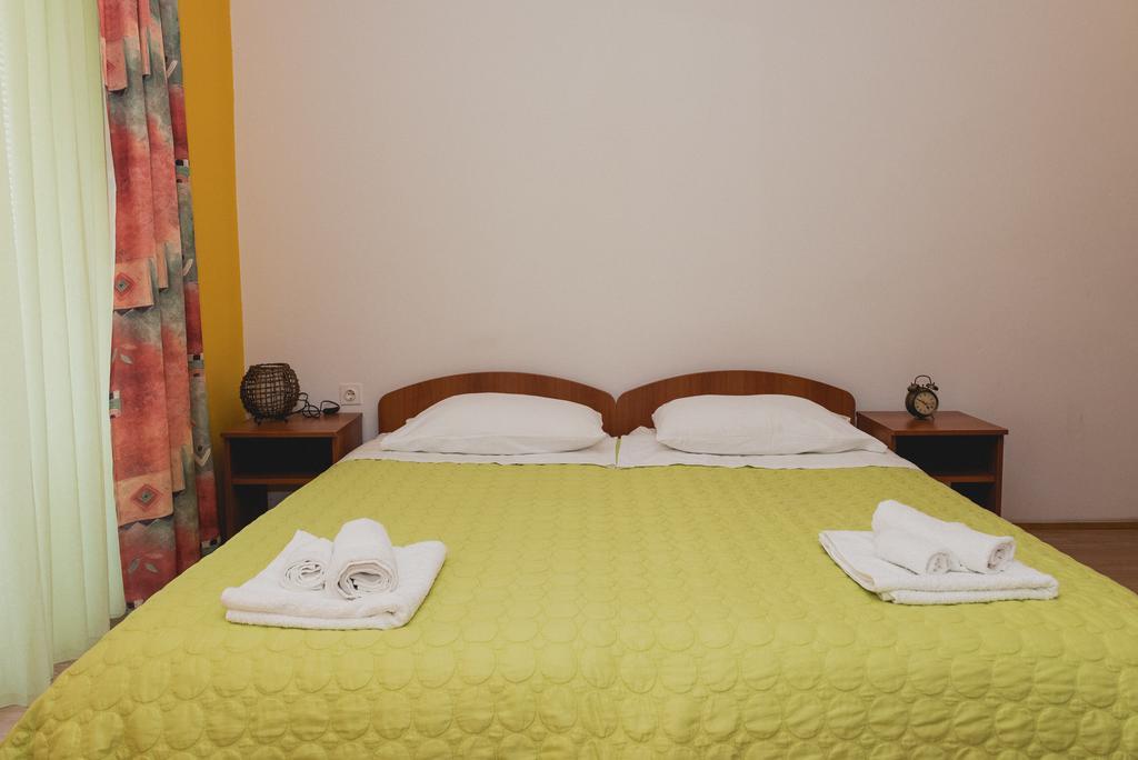 Apartments Lovric Vodice Exterior photo